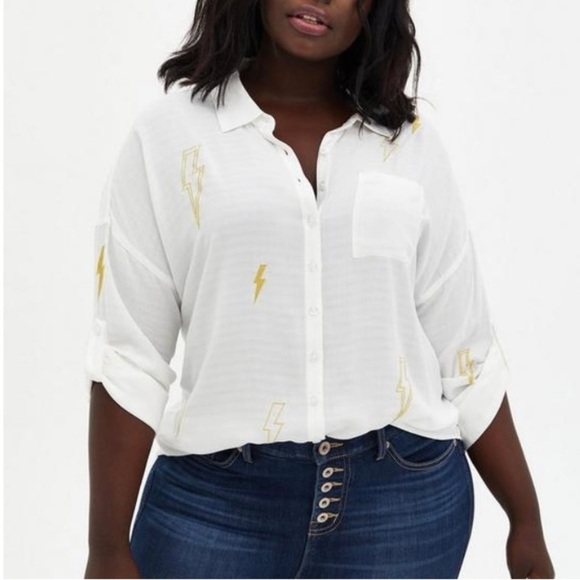 Torrid Drop Shoulder Button Front a Lightening Bolt Top Size 1 - Picture 1 of 11